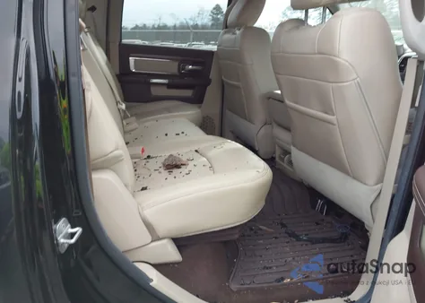 2014 Ram 2500 Laramie z USA, uszkodzony, nr VIN 3C6UR5FJ4EG141555